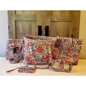 Vera Bradley 6 Piece Travel Set in Hope Garden Floral Retired